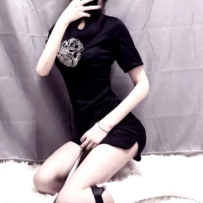 对她说